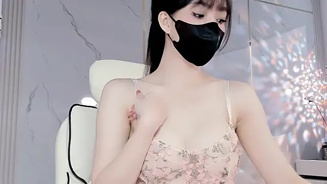 Luli-bae online show from 02-07-25, 03:23