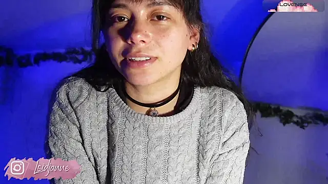 Snapshot of loIijanne chatting on 11-24-25, 11:15 loIijanne online show from 11-24-25, 11:15