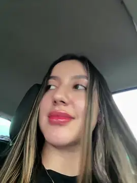 Sarapalmer1 online show from 01-07-25, 08:10