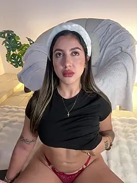 Sarapalmer1 online show from 03-08-25, 10:34