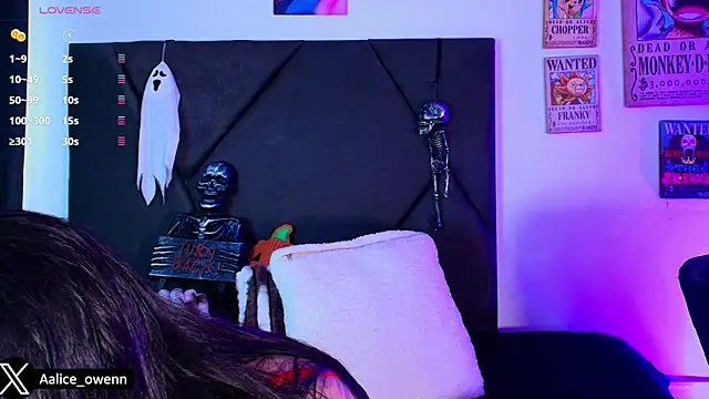 Aliceowenn online show from 10-26-25, 09:42