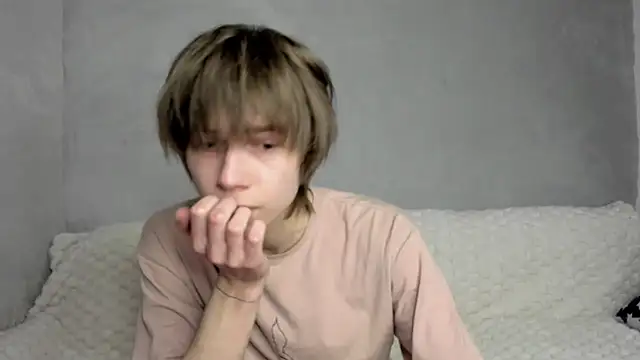 Makentoshi  online show from 11-21-25, 12:21