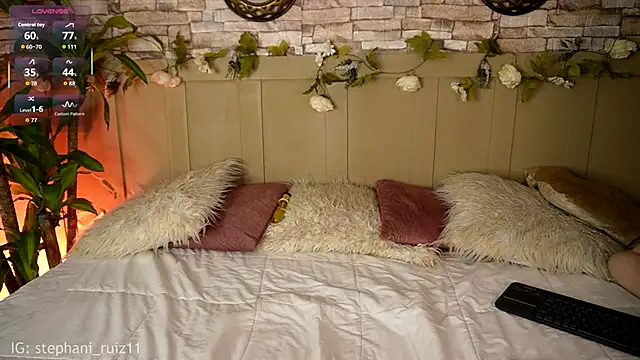 RossemaryRain online show from 12-16-25, 09:09