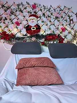 Linaa morris online show from 12-19-25, 09:27