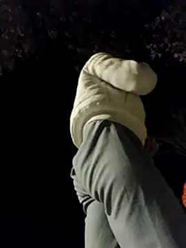 Snapshot of blondyruby chatting on 01-09-26, 06:53 blondyruby online show from 01-09-26, 06:53