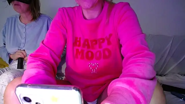 Snapshot of blondyruby chatting on 02-07-26, 09:07 blondyruby online show from 02-07-26, 09:07