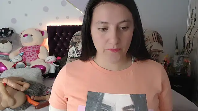 Lorenahot 06 online show from 03-03-25, 06:22