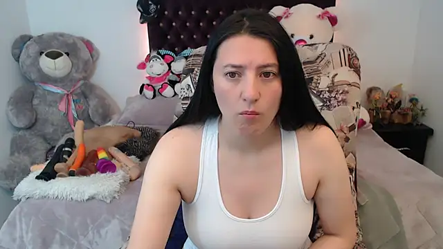 Lorenahot 06 online show from 09-27-25, 02:22