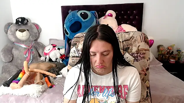 Lorenahot 06 online show from 01-06-26, 07:39