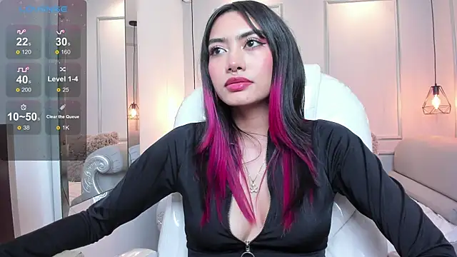 AzuraKindong online show from 02-17-25, 10:58