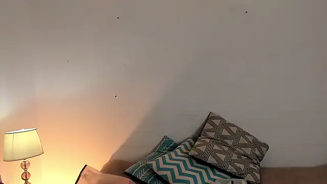 Snapshot of Tomy_Rox chatting on 11-14-25, 08:29 Tomy Rox online show from 11-14-25, 08:29