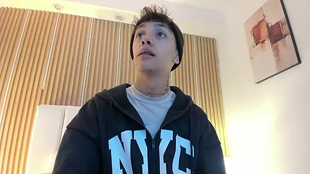 Tomy Rox online show from 03-24-26, 08:14