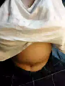 Snapshot of Adiba_2 chatting on 01-25-25, 11:44 Adiba 2 online show from 01-25-25, 11:44