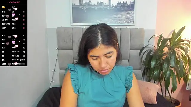 hottie mine  online show from 01-21-25, 08:32