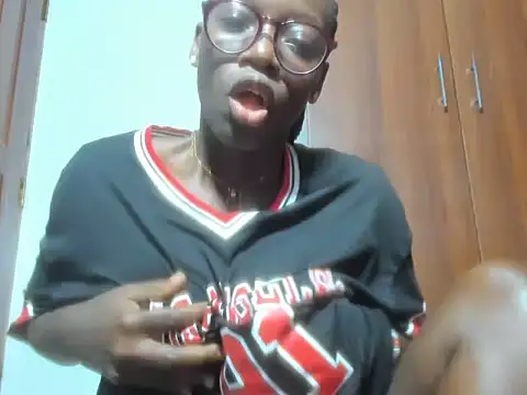 afro pop online show from 01-27-25, 12:33