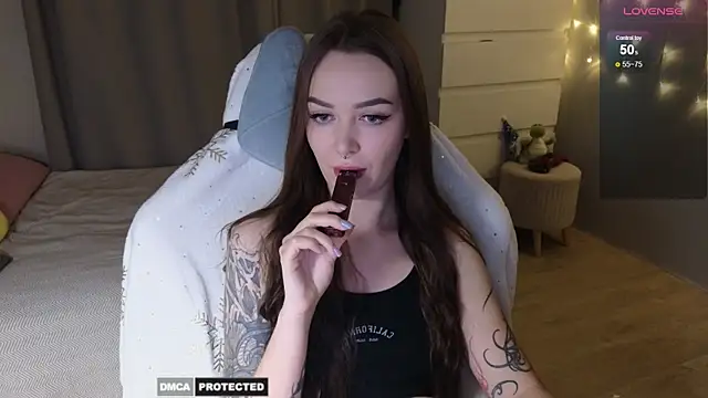 Snapshot of kate_leoo chatting on 01-26-25, 02:19 kate leoo online show from 01-26-25, 02:19