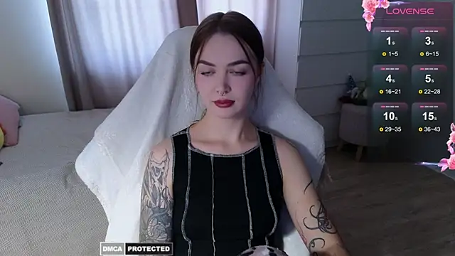 Snapshot of kate_leoo chatting on 09-29-25, 10:53 kate leoo online show from 09-29-25, 10:53