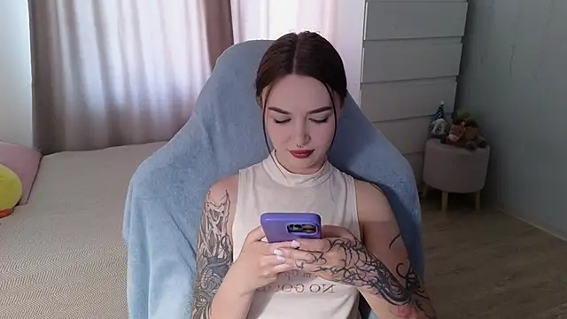 Snapshot of kate_leoo chatting on 05-23-26, 12:09 kate leoo online show from 05-23-26, 12:09