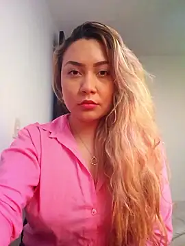 Lufer doll online show from 01-15-26, 10:46