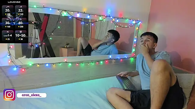 Snapshot of aron_alexa chatting on 12-14-24, 01:05 aron alexa online show from 12-14-24, 01:05