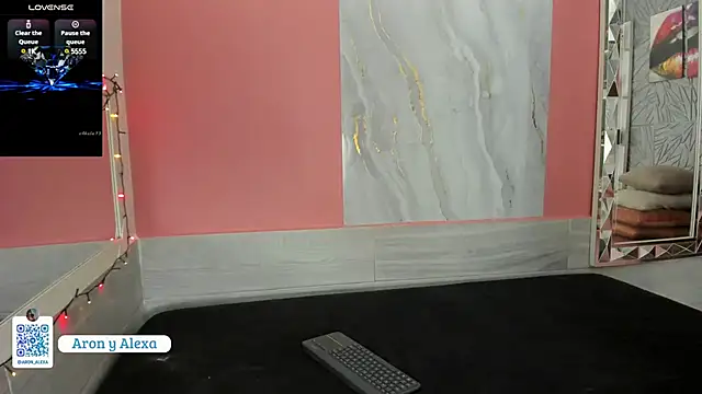 Snapshot of aron_alexa chatting on 12-28-24, 01:17 aron alexa online show from 12-28-24, 01:17