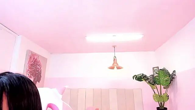 Snapshot of Red_lady chatting on 01-23-25, 03:58 Red lady online show from 01-23-25, 03:58