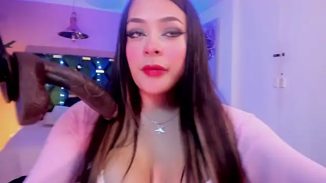 Red lady online show from 01-15-26, 03:44