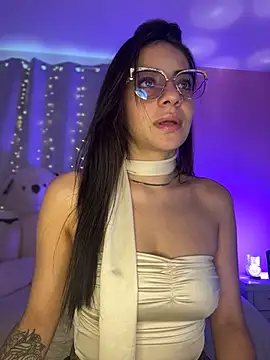 hannacruzsj online show from 02-04-26, 06:25