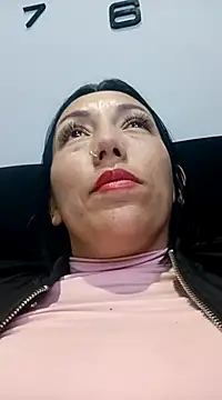 Laura martin  online show from 03-08-25, 12:11