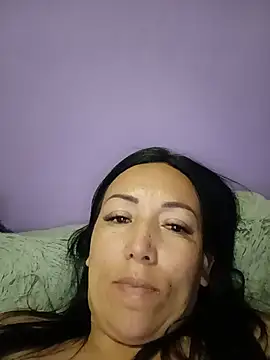 Laura martin  online show from 06-25-26, 11:53