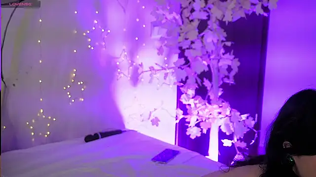 Snapshot of GracyJee chatting on 05-15-26, 07:04 GracyJee online show from 05-15-26, 07:04