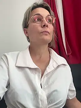 marinella07 online show from 10-22-25, 11:10