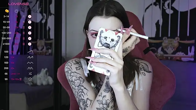 prettybones online show from 01-04-25, 12:38