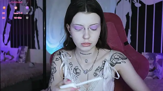 prettybones online show from 02-25-25, 10:15