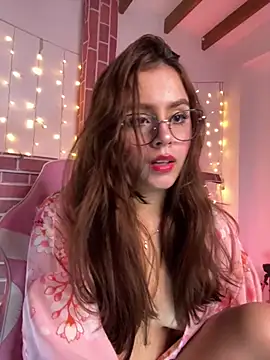 Juanelopez1 online show from 01-12-26, 01:11