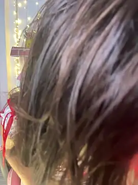 Juanelopez1 online show from 04-26-26, 11:57