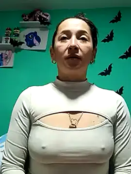 emilypoppy3 online show from 01-15-25, 02:24