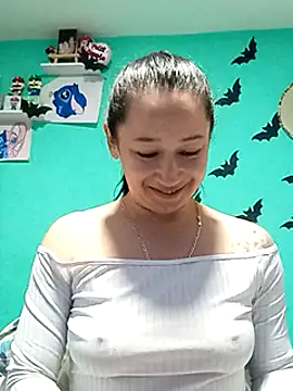 emilypoppy3 online show from 02-06-25, 04:36