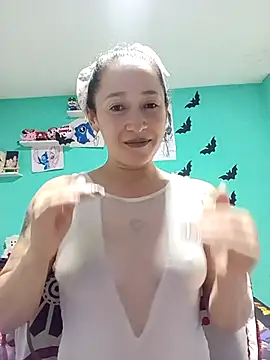 emilypoppy3 online show from 10-21-25, 02:23