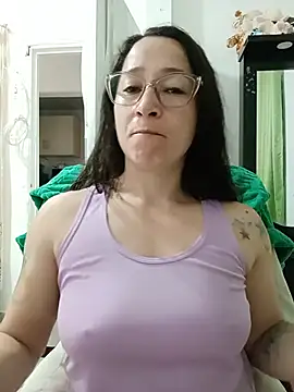 emilypoppy3 online show from 07-10-26, 12:52