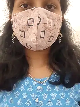 Angleannie online show from 10-28-25, 02:20