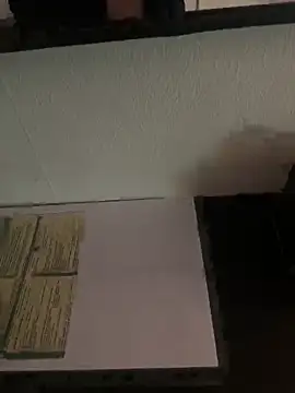 Snapshot of Guitccch chatting on 10-28-25, 02:37 Guitccch online show from 10-28-25, 02:37