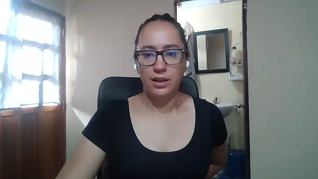 brittanycheeks online show from 04-21-26, 02:23