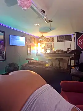 samone9 online show from 12-17-24, 04:23