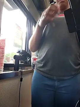 samone9 online show from 10-15-25, 01:55