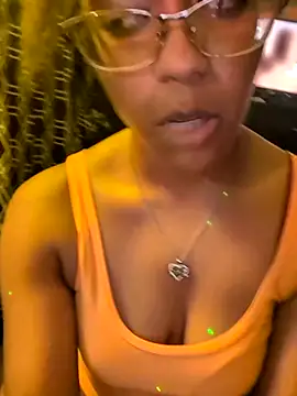 Snapshot of samone9 chatting on 05-02-26, 01:21 samone9 online show from 05-02-26, 01:21