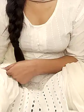 Snapshot of Ruchi-34 chatting on 12-02-24, 08:33 Ruchi-34 online show from 12-02-24, 08:33