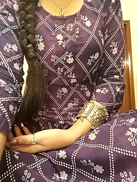 Snapshot of Ruchi-34 chatting on 06-11-26, 02:00 Ruchi-34 online show from 06-11-26, 02:00