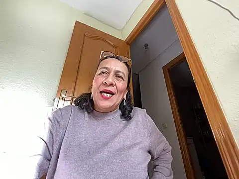 sweeviolet online show from 12-19-24, 01:40