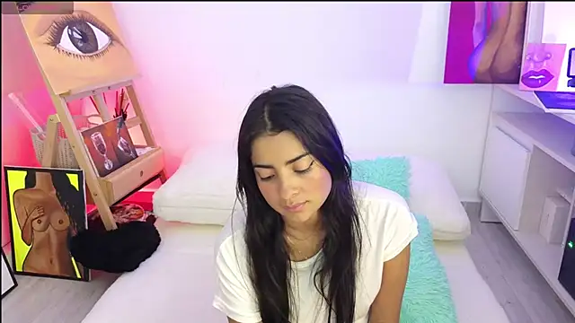 Snapshot of Yues050600 chatting on 02-27-25, 01:16 Yues050600 online show from 02-27-25, 01:16